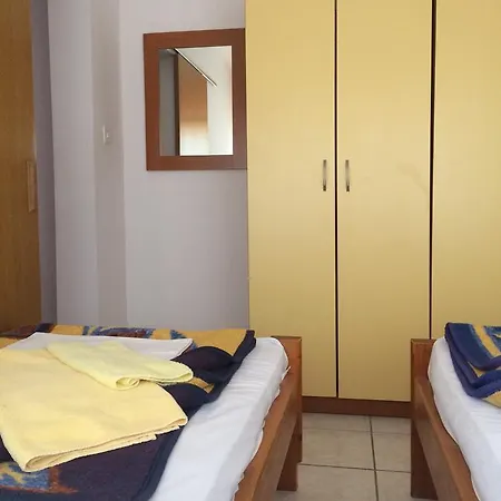 Guest house Pansion Iko & Mirjana Pehar 3*